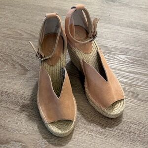 NWOT Seychelles dusty pink Espadrille Wedges